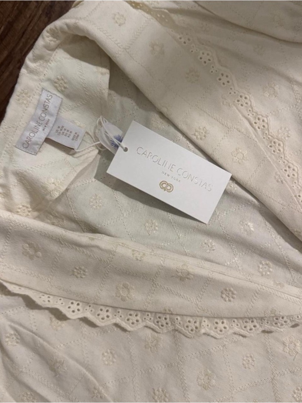 NWT Caroline constas set size small - Picture 3 of 3